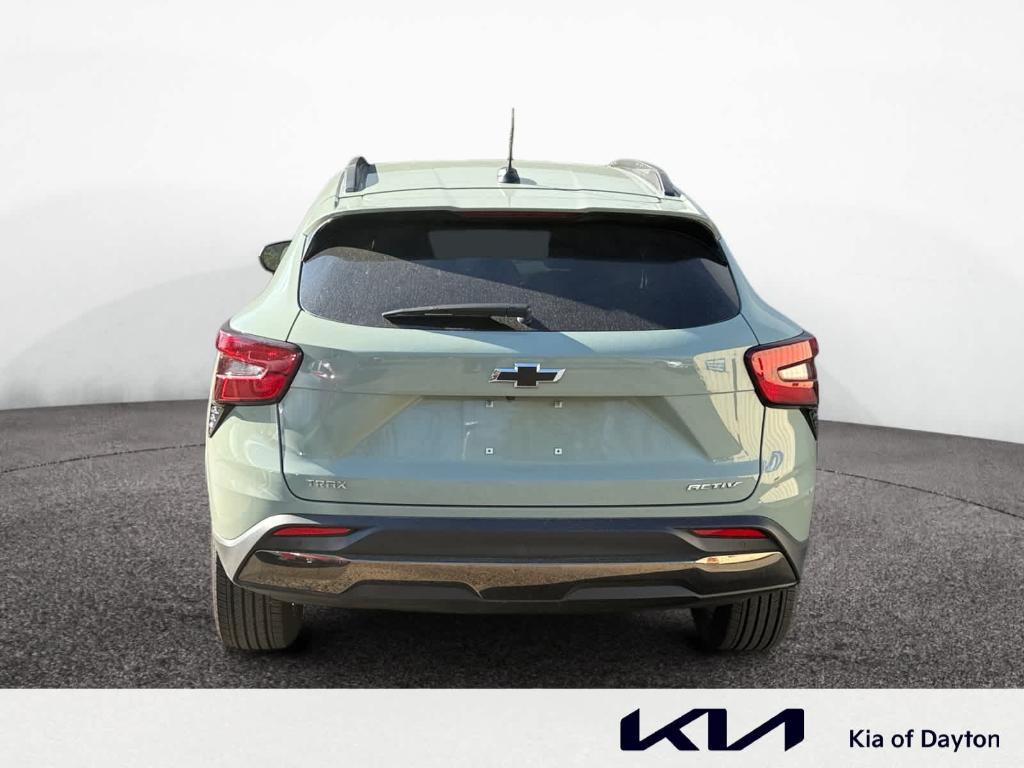 used 2025 Chevrolet Trax car, priced at $23,812