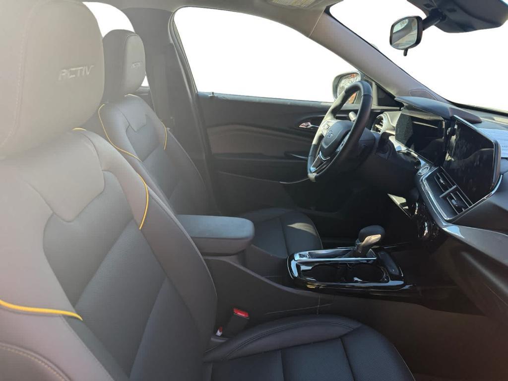 used 2025 Chevrolet Trax car, priced at $23,812