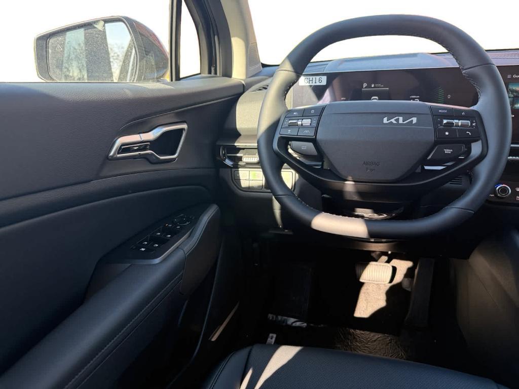 new 2026 Kia Sportage Hybrid car, priced at $36,610