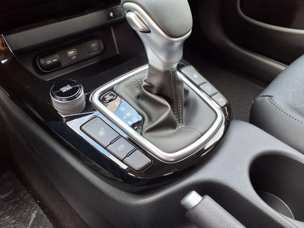 new 2025 Kia Seltos car, priced at $28,950