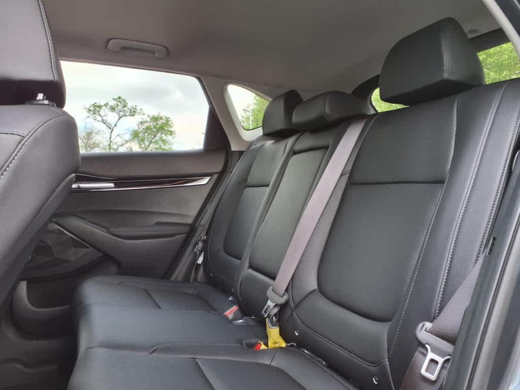 new 2025 Kia Seltos car, priced at $28,950
