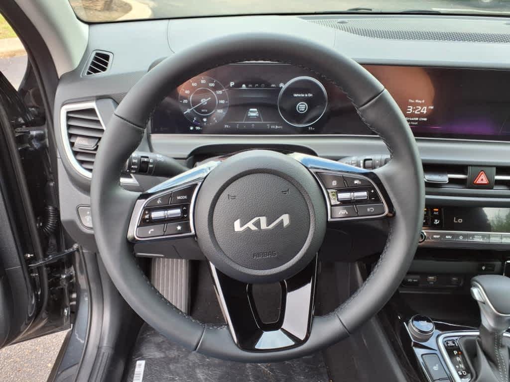 new 2025 Kia Seltos car, priced at $28,950