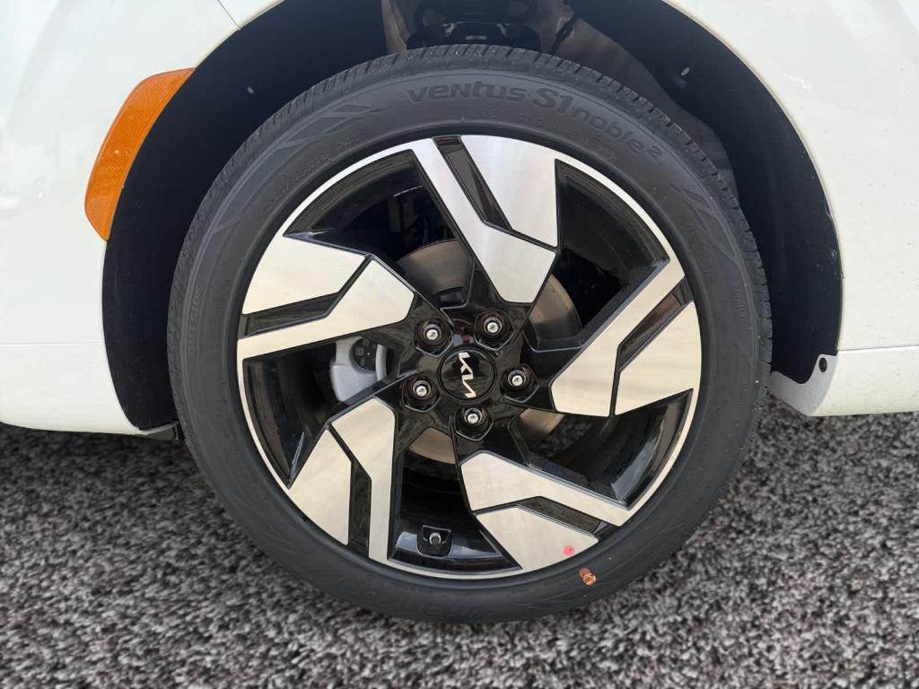 new 2025 Kia Soul car, priced at $24,474
