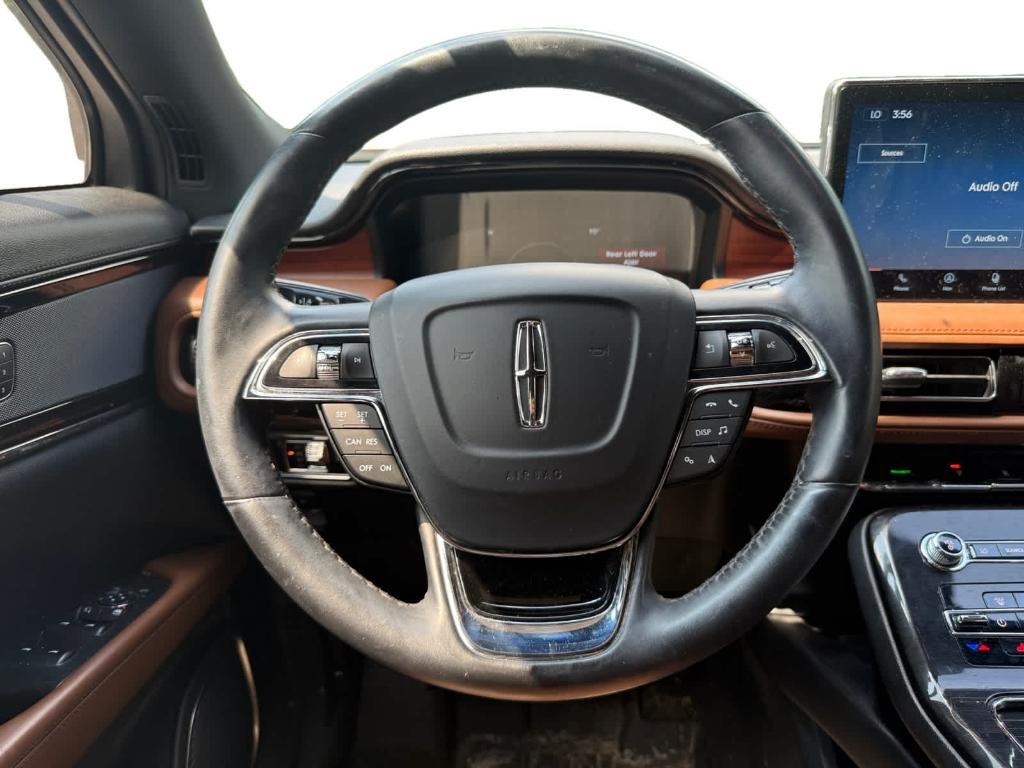 used 2023 Lincoln Nautilus car, priced at $27,995