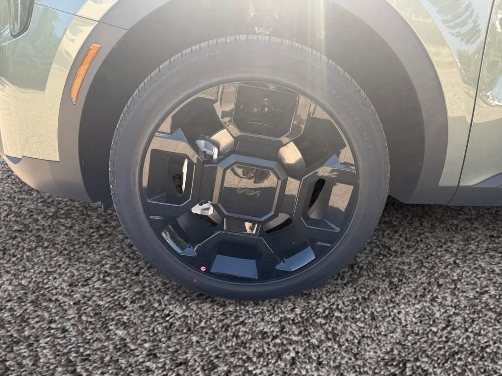 new 2025 Kia Sorento car, priced at $41,690