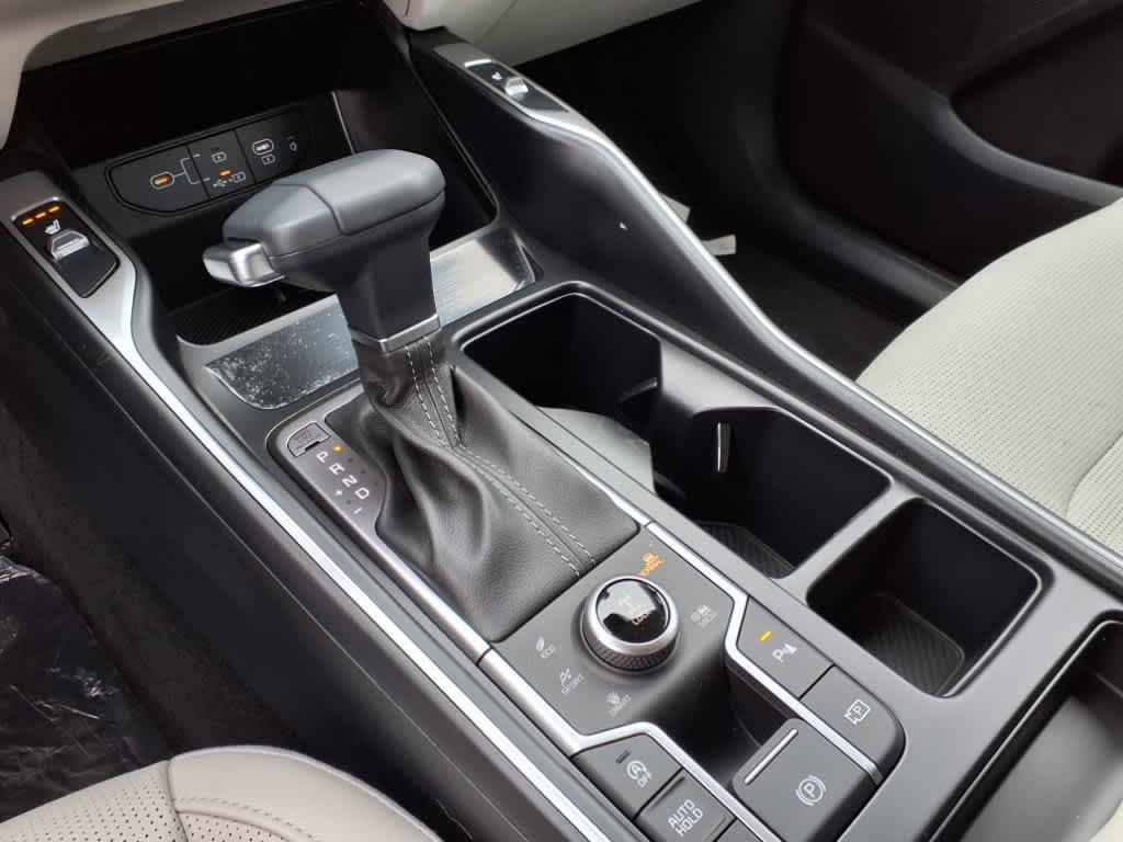used 2025 Kia Sorento car, priced at $39,943