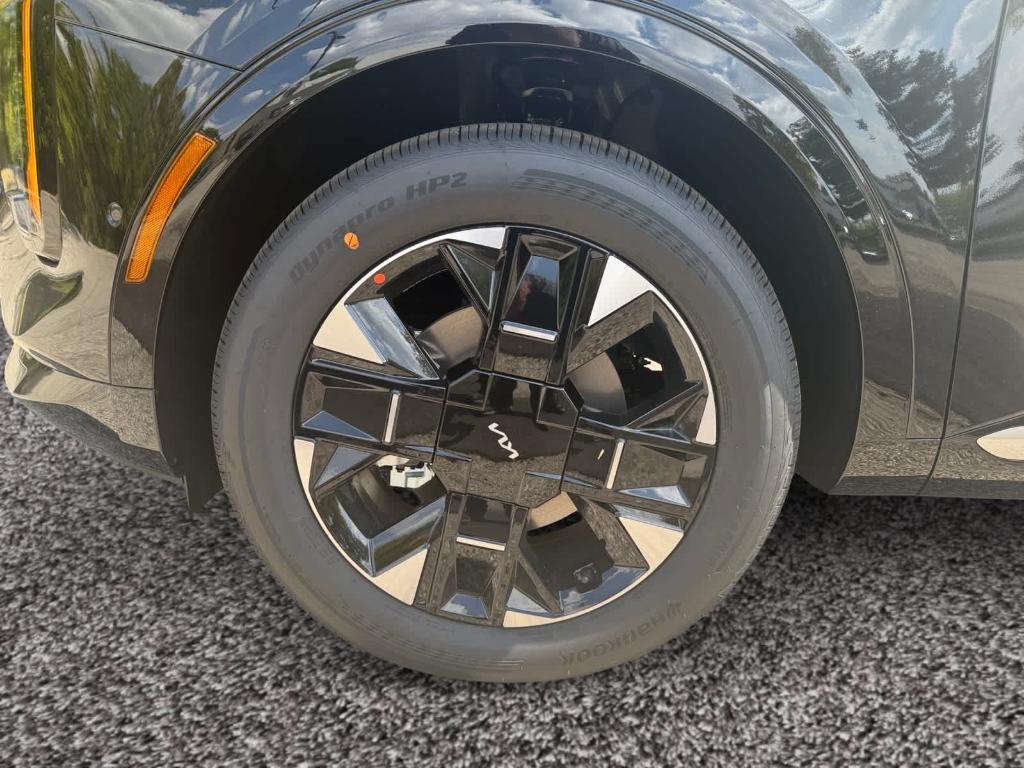 new 2026 Kia Sportage Hybrid car, priced at $40,005
