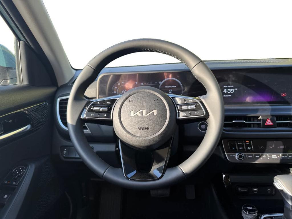 new 2026 Kia Seltos car, priced at $27,321