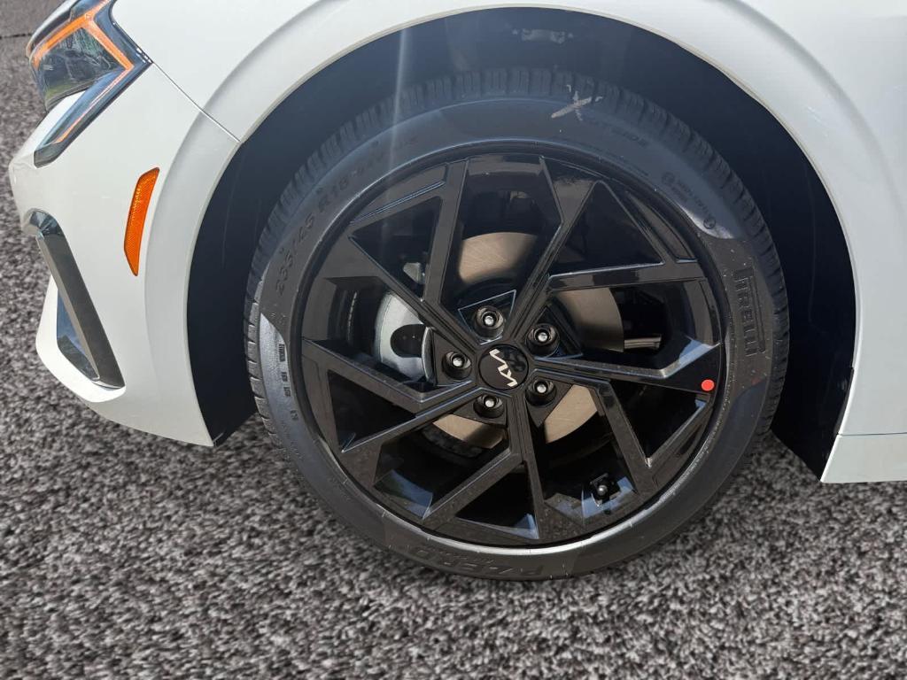 new 2026 Kia K5 car, priced at $30,986