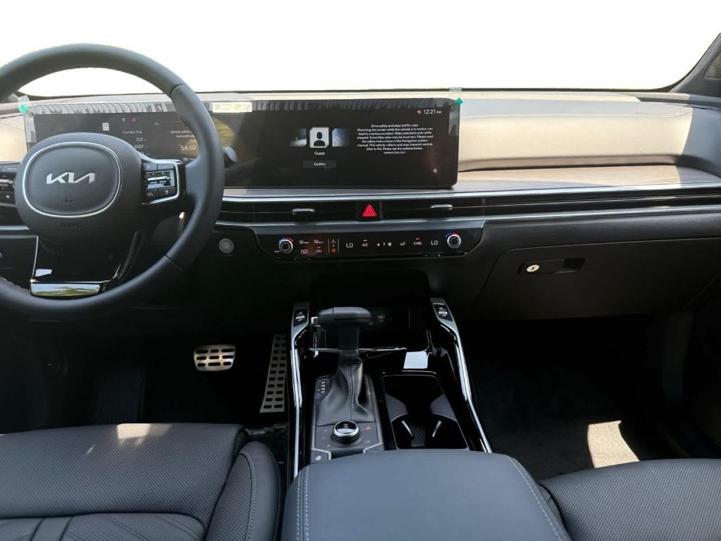new 2025 Kia Sorento car, priced at $46,198