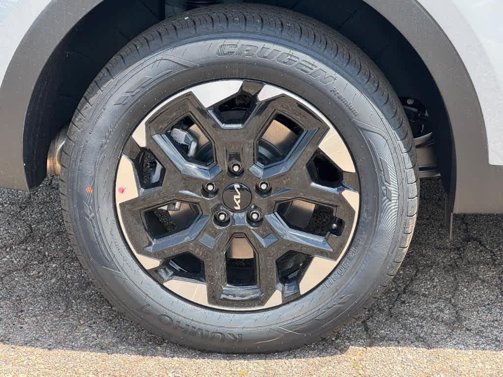 new 2025 Kia Sorento car, priced at $38,555