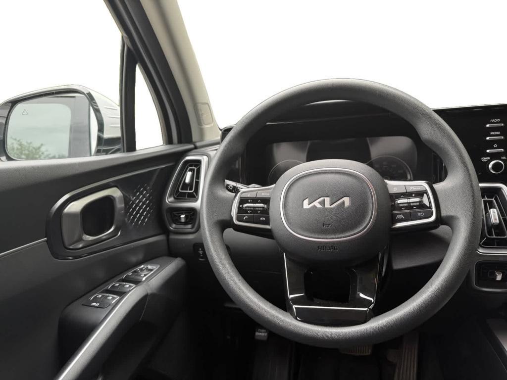 used 2023 Kia Sorento car, priced at $21,399