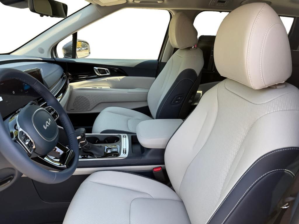 new 2026 Kia Carnival car, priced at $53,146