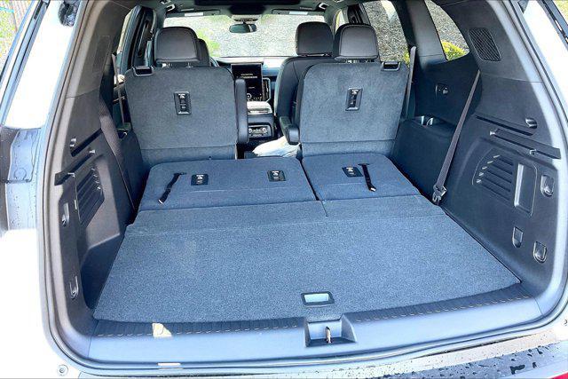 new 2025 GMC Acadia car, priced at $53,295