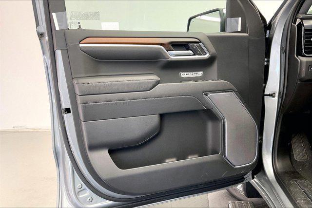 new 2025 GMC Sierra 1500 car, priced at $75,405