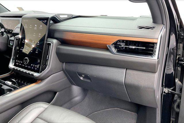 used 2025 GMC Yukon car, priced at $77,000