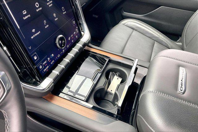 used 2025 GMC Yukon car, priced at $77,000