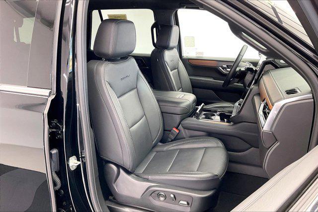 used 2025 GMC Yukon car, priced at $77,000