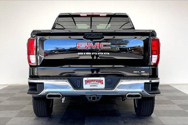 new 2025 GMC Sierra 1500 car, priced at $54,575