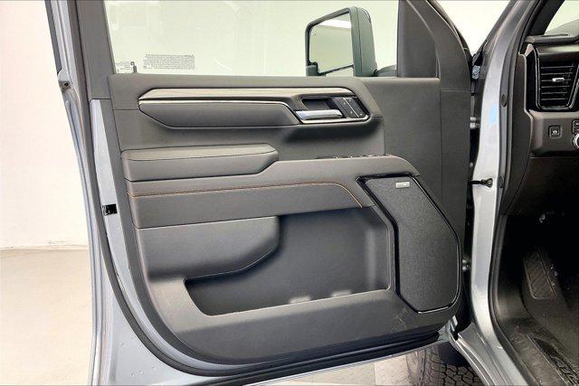 new 2026 GMC Sierra 3500 car, priced at $90,200