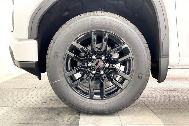 new 2025 GMC Sierra 1500 car, priced at $48,585