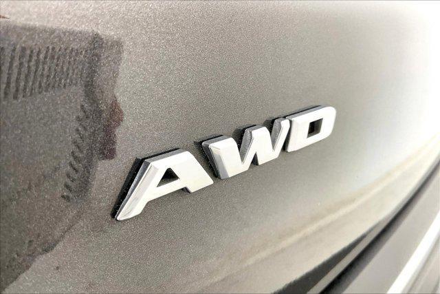 used 2018 Cadillac XT5 car, priced at $21,817