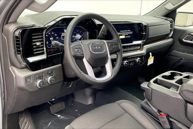 new 2025 GMC Sierra 1500 car, priced at $58,015