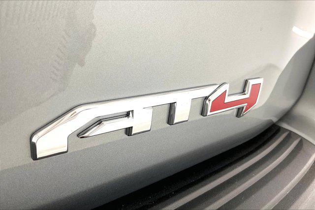 new 2025 GMC Yukon car