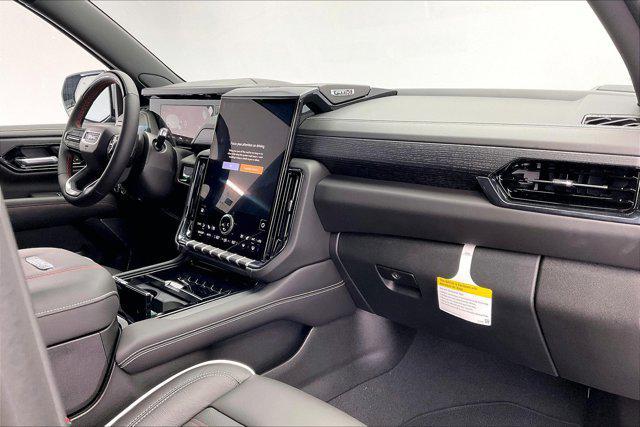 new 2025 GMC Yukon car