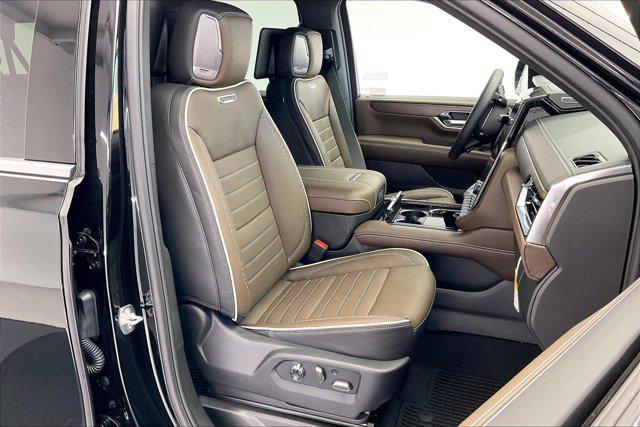 new 2025 GMC Yukon XL car