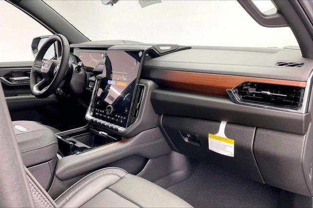 new 2025 GMC Yukon XL car