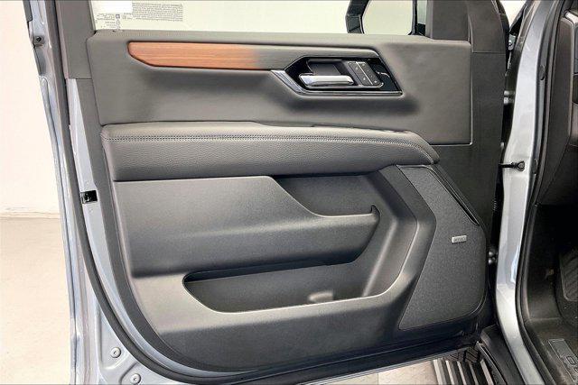 new 2025 GMC Yukon XL car