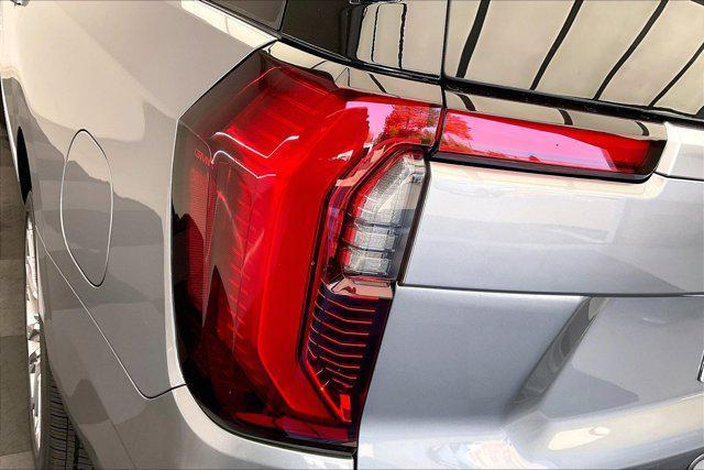 new 2025 GMC Yukon XL car