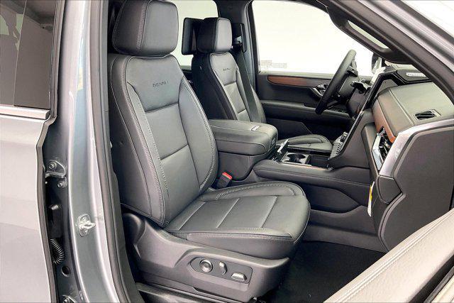 new 2025 GMC Yukon XL car