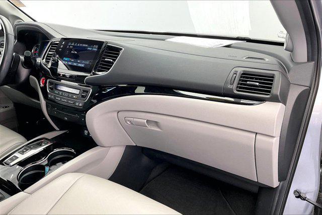 used 2021 Honda Pilot car, priced at $31,290