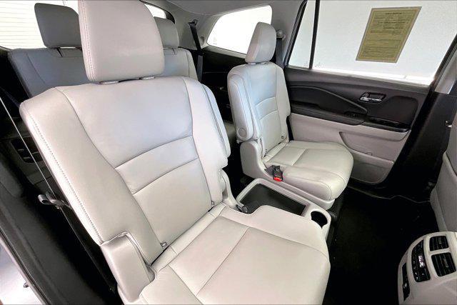 used 2021 Honda Pilot car, priced at $31,290