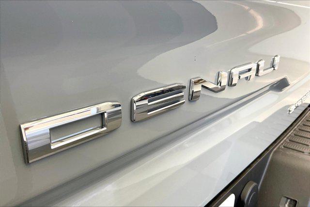 new 2025 GMC Sierra 1500 car, priced at $73,175