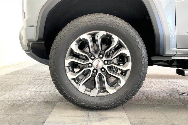 new 2025 GMC Canyon car, priced at $54,090
