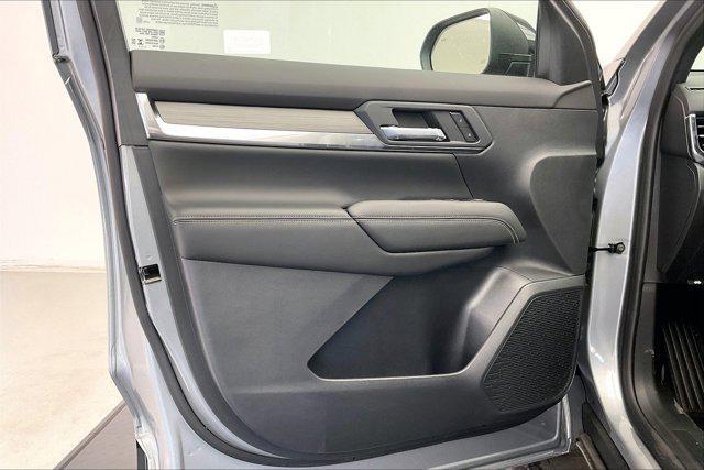 new 2025 GMC Terrain car, priced at $32,390
