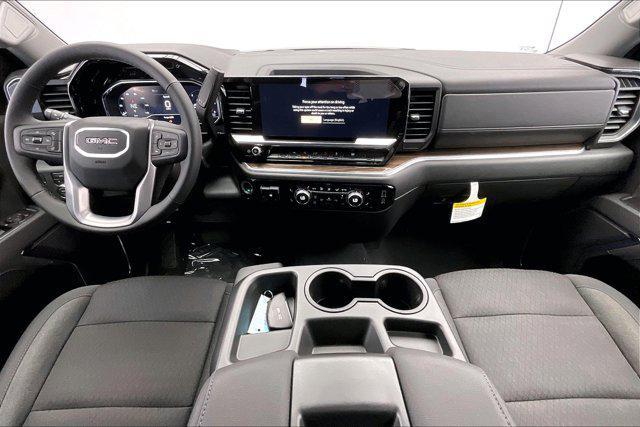 new 2025 GMC Sierra 1500 car, priced at $54,390