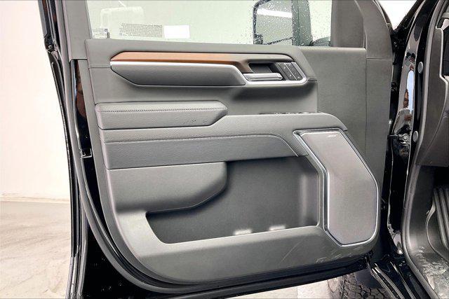 new 2025 GMC Sierra 2500 car, priced at $89,080