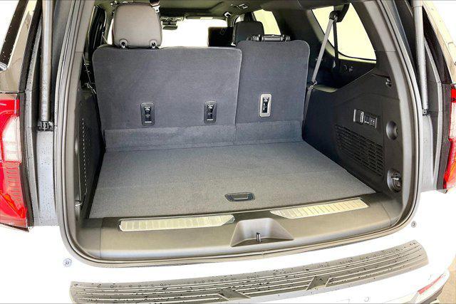 new 2025 GMC Yukon XL car