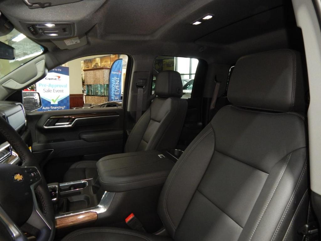 used 2025 Chevrolet Silverado 1500 car