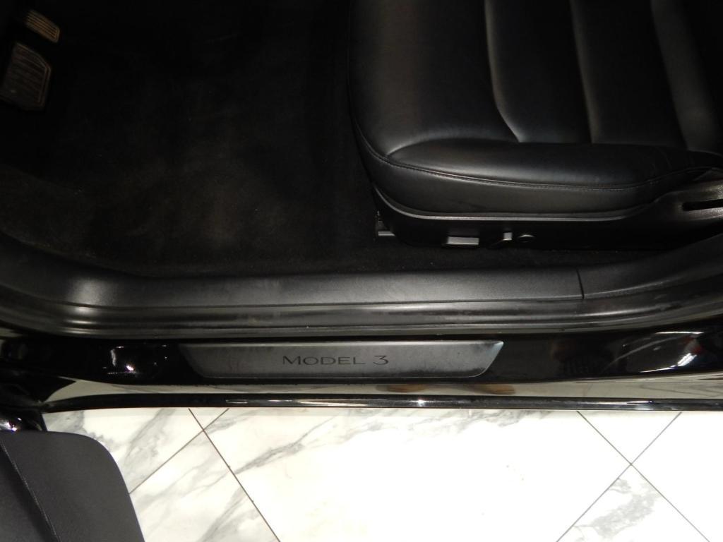 used 2021 Tesla Model 3 car, priced at $27,595