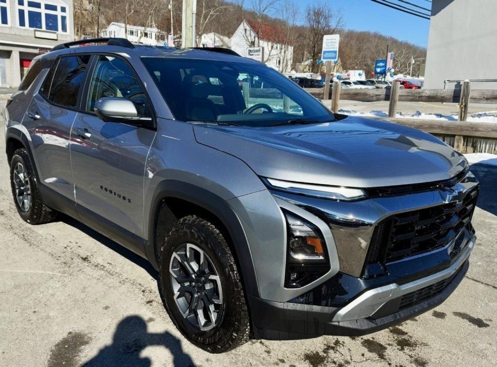 used 2025 Chevrolet Equinox car, priced at $35,898