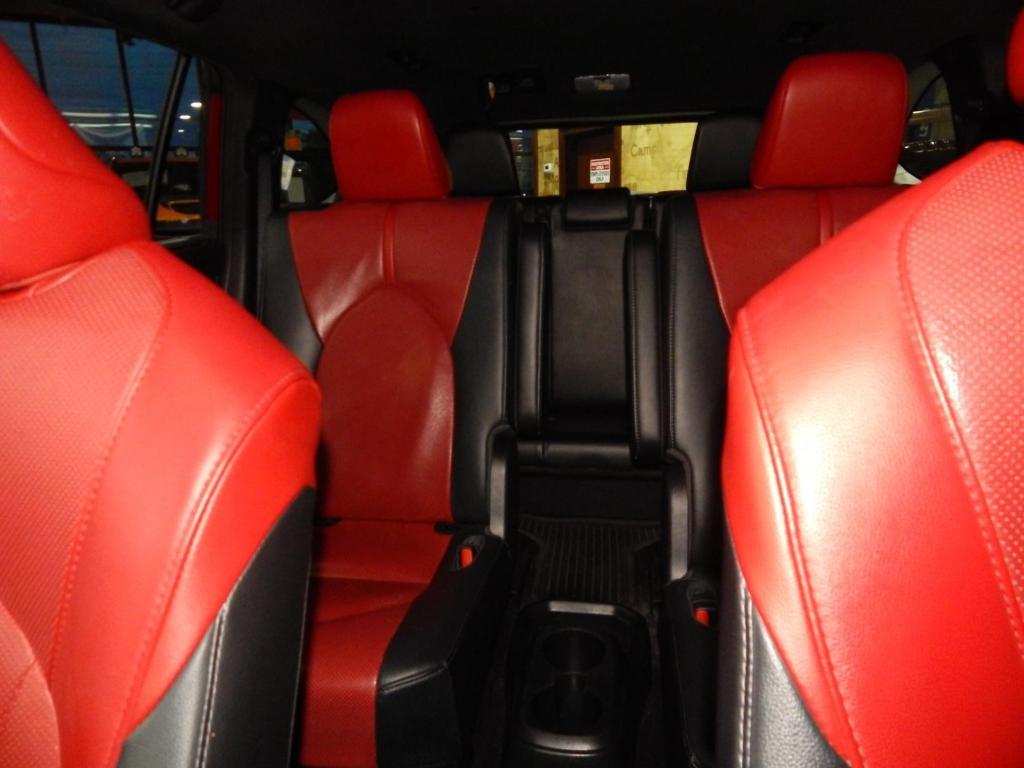 used 2021 Toyota Highlander car, priced at $24,898