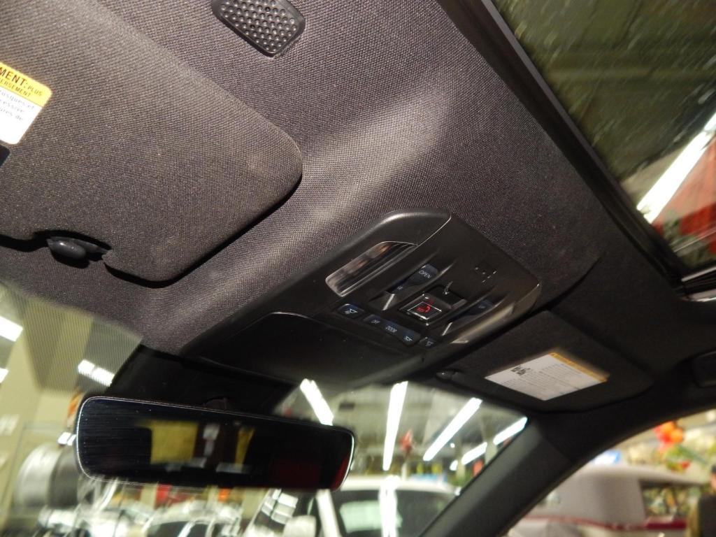 used 2021 Toyota Highlander car, priced at $24,898