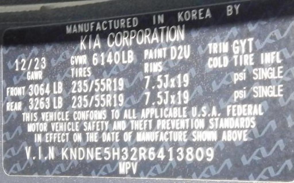 used 2024 Kia Carnival car, priced at $36,995