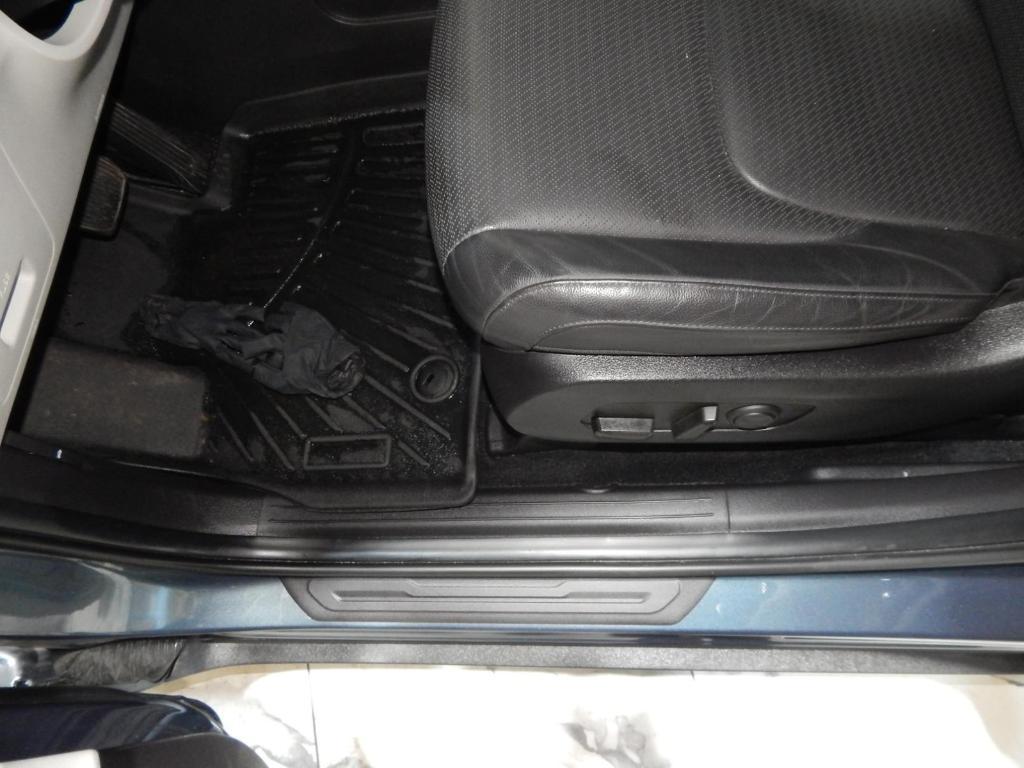 used 2024 Kia Carnival car, priced at $36,995