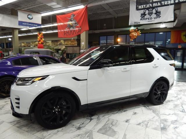 used 2021 Land Rover Discovery car, priced at $36,995